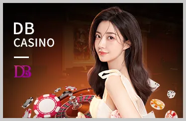 Bàn chơi Poker với chip và quân bài